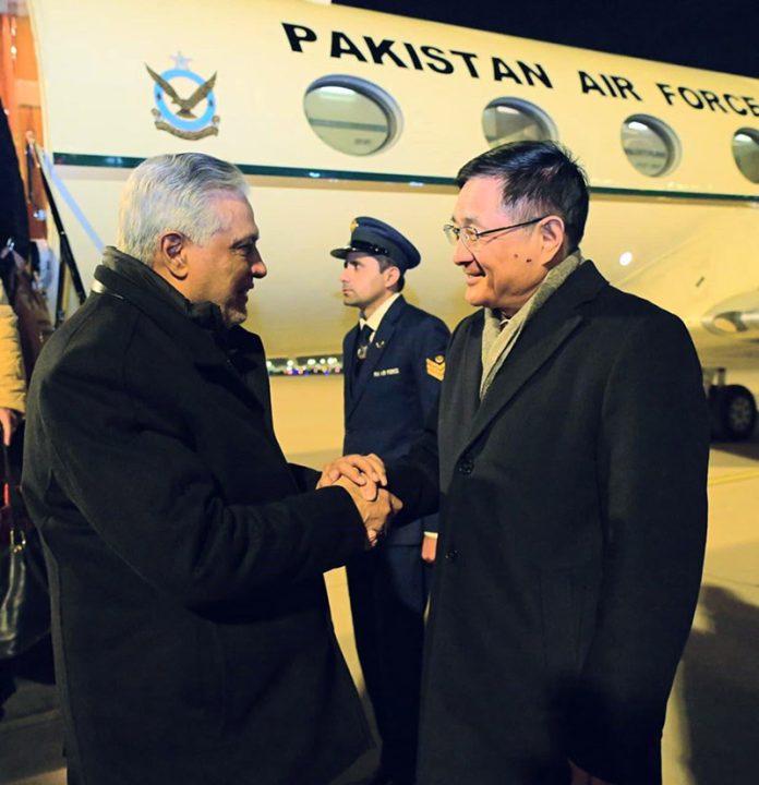 Deputy Prime Minister and Foreign Minister Senator Muhammad Ishaq Dar arrived in Beijing. At the airport, he was recieved by China's Special Representative on Afghanistan Ambassador Yue Xiaoyong