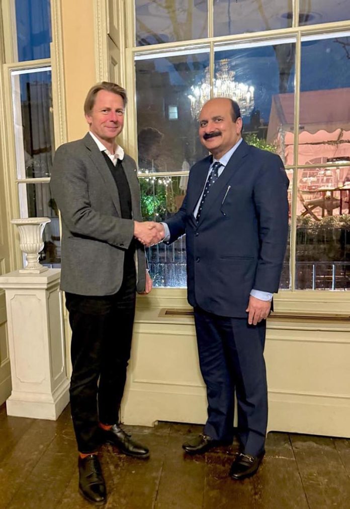 Chairman Prime Minister's Youth Programme Rana Mashhood Ahmad Khan Meets Chester King CEO British eSports Association