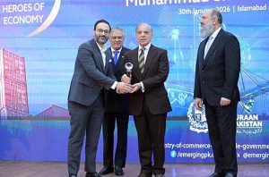 Prime Minister Muhammad Shehbaz Sharif presents awards to leading exporters of the country