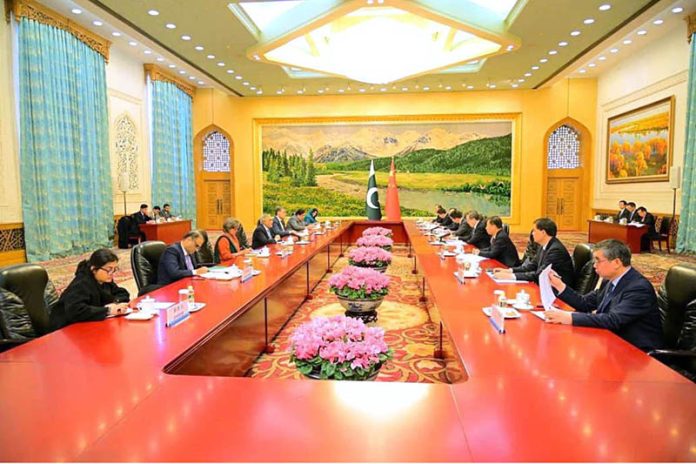 Deputy Prime Minister and Foreign Minister, Senator Mohammad Ishaq Dar held meeting with the Executive Vice Premier of China, Mr. Ding Xuexiang
