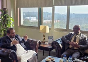 Sri Lankan Ambassador Rear Admiral (Rtd.) Fred Seneviratne calls on Federal Minister for National Heritage and Culture Division Aurangzeb Khan Khichi to discuss bilateral cooperation in culture and religious tourism.