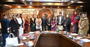Secretary (Tax Education/Facilitation), Muhammad Muti-ur-Rehman Mumtaz, addresses a session with women at the Women Chamber of Commerce and Industry at FPCCI as part of FBR’s Tax Awareness Initiative.