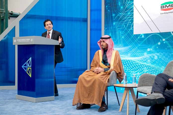 Federal Minister for Petroleum Ali Pervaiz Malik addressing the country showcase session at Pakistan Pavilion