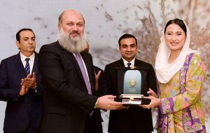 Federal Minister for Commerce Jam Kamal Khan to distribute shield in the 8th Pakistan Edible Oil Conference (PEOC-26) as the Chief Guest at a local hotel