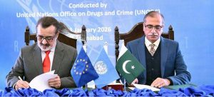Managing Director Pakistan Bait-ul-Mal Senator Capt. Shaheen Khalid Butt and National Coordinator, NACTA Jawad Ahmad Dogar signing an MoU aimed at assisting victims of terrorism, in a seminar organized by the United Nations Office on Drugs and Crime in Islamabad