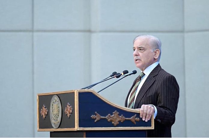 Prime Minister Muhammad Shehbaz Sharif addresses a ceremony to honor the services of leading exporters from all over the country