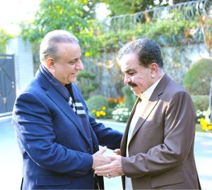 Governor Baluchistan Jaffar Khan Mandokhail calls on Federal Minister for Communications Abdul Aleem Khan