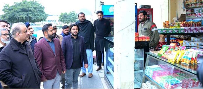 Federal Minister for Communications Abdul Aleem Khan inspected rest areas at M-2 Motorway Lahore