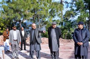 Federal Minister for Communications, Abdul Aleem Khan inspecting rest areas of Murree Expressway