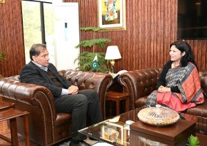 Chairman Capital Development Authority (CDA) and Chief Commissioner Islamabad, Muhammad Ali Randhawa, in a meeting with the Ambassador of Nepal, Rita Dhital, at the CDA Headquarters. Matters of mutual interest, including further strengthening bilateral relations, were discussed during the meeting.