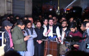 Sindh Governor Kamran Khan Tessori talks to the media about rescue operation regarding Gul Plaza, senior leader of the Muttahida Qaumi Movement-Pakistan, Dr. Farooq Sattar, is also present.