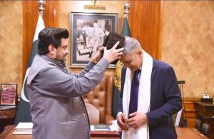 Canadian High Commissioner Tariq Ali Khan meets Sindh Governor Kamran Khan Tessori at the Governor House.