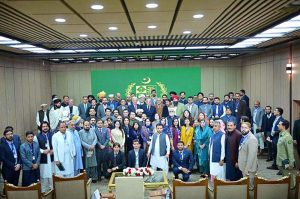 Prime Minister Muhammad Shehbaz Sharif in a group photo with the participants of National Workshop on Khyber Pakhtunkhwa.