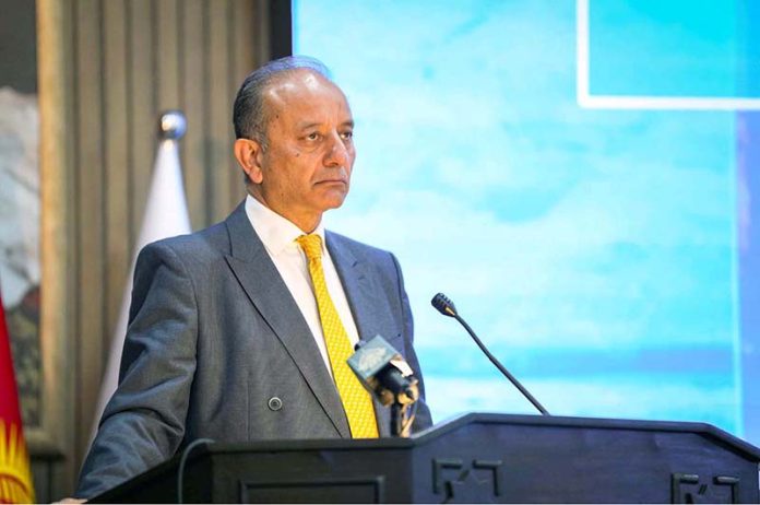 Federal Minister for Climate Change and Environmental Coordination Dr Musadiq Malik addresses the closing ceremony of 10th ECO Ministerial Conference on Disaster Risk Reduction at NDMA HQs