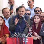 Karachi Bar Association Chairman Murtaza Wahab is addressing the groundbreaking ceremony of the Jahangir Road to Teen Hatti Road project