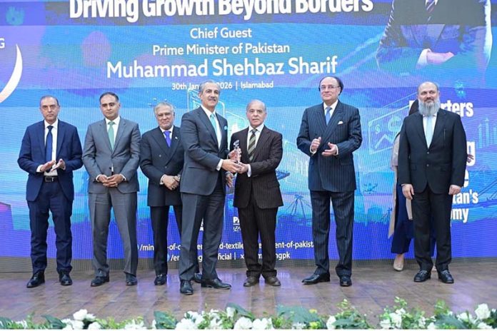 Prime Minister Muhammad Shehbaz Sharif presents awards to leading exporters of the country