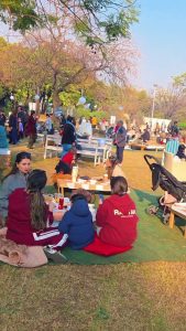 Organic community market debuts in F-7 Park, draws warm response from residents