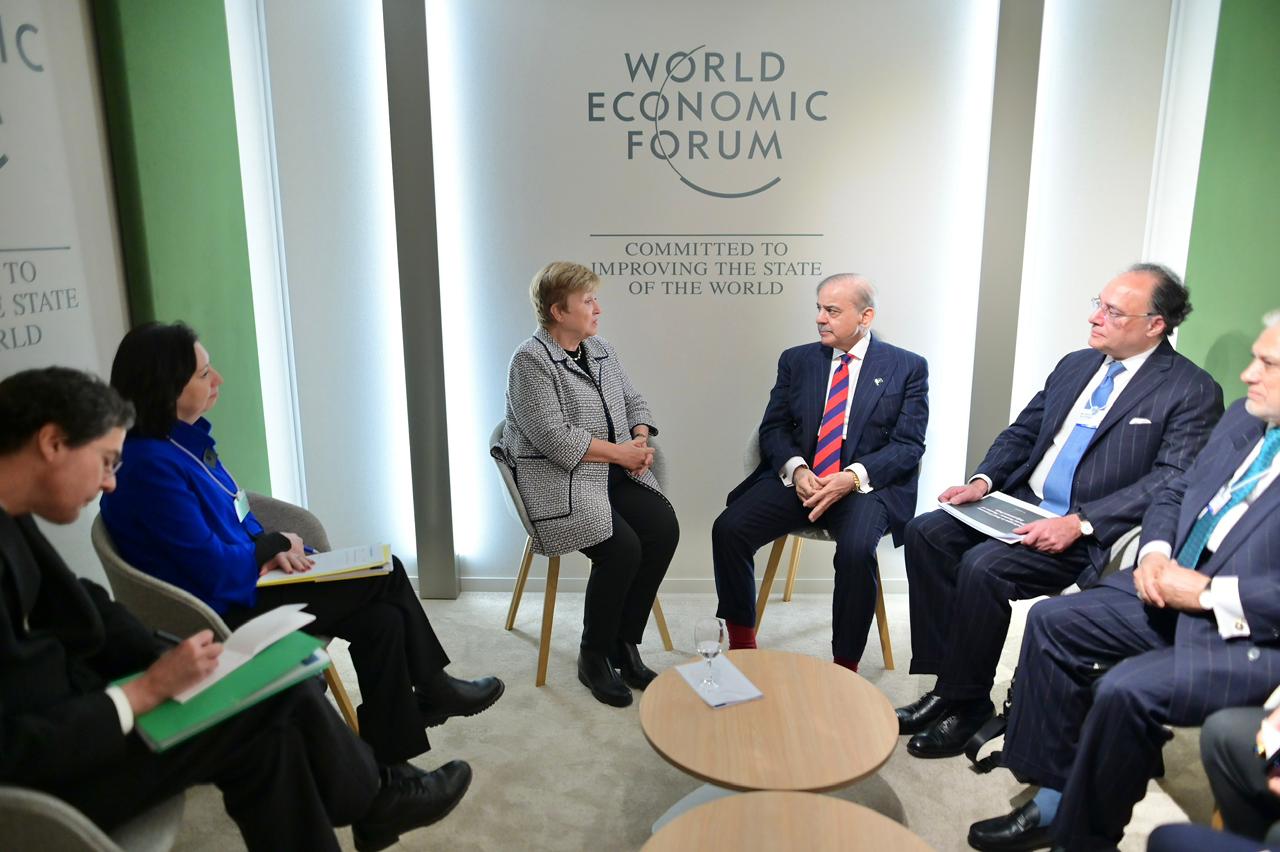 PM informs MD IMF on improving macro-economic indicators, reforms