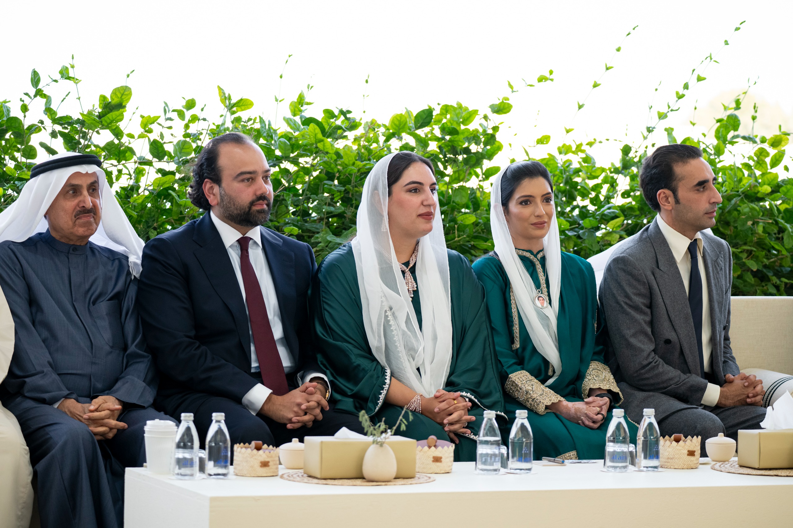 President Zardari, UAE President Sheikh Mohamed discuss ways to further strengthen brotherly ties