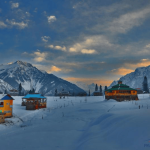 Snow spells turn 'Neelum Valley' into a must-visit destination for winter travelers