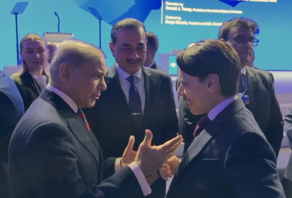 PM, CDF engage in cordial, informal interactions with world leaders