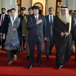 President Zardari returns to Pakistan after Bahrain visit