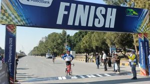 Islamabad promotes green mobility as 300 cyclists join CDA championship