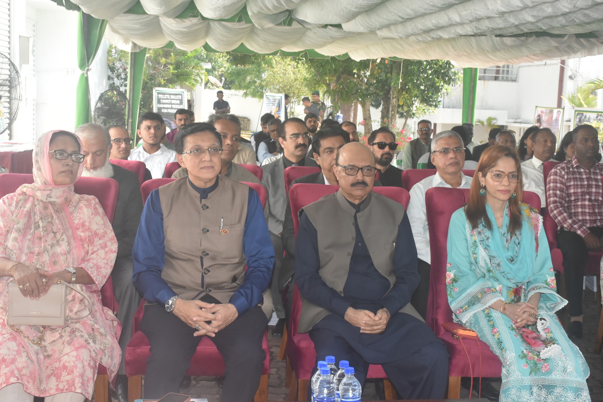 Pakistan’s diplomatic missions observe Kashmir Solidarity Day , seek self-determination right