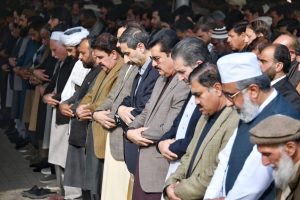 Governor Kundi attends funeral of Alam Sher, expresses grief over demise of PPP leader’s wife