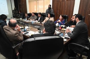 Federal Minister for Information and Broadcasting Attaullah Tarar being briefed by Managing Director Associated Press of Pakistan (APP) Muhammad Asim Khichi during his visit to APP Headquarters.