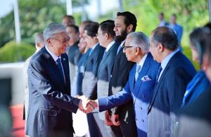 Prime Minister Muhammad Shehbaz Sharif and President of Kazakhstan Kassym-Jomart Tokayev introducing their respective delegations at the official arrival ceremony held at the Prime Minister's House.