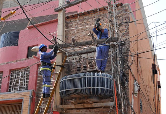 MEPCO staffer are busy in repair and maintenance work of power transformer to ensure uninterrupted electricity supply in the city