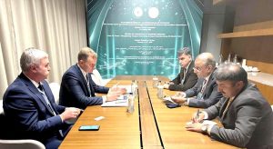 Russian Deputy Minister Transport Demitry Stanislavovich Zverev held meeting with Federal Minister for Communications Abdul Aleem Khan at Istanbul in OIC Transport Ministers Conference.