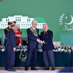President of the Republic of Kazakhstan, Kassym-Jomart Tokayev, shakes hands with Prime Minister Muhammad Shehbaz Sharif during the investiture ceremony at Aiwan-e-Sadr, with President Asif Ali Zardari