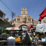 A large number of people purchase Ramazan-related items near the historic Navalrai Tower, built in 1914 in memory of Rao Bahadur Diwan Navalrai Shakiram