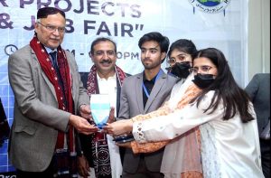 Federal Minister for Planning, Development and Special Initiatives Ahsan Iqbal addresses students at the Shaheed Mohtarma Benazir Bhutto Chair & Convention Centre, University of Sindh.