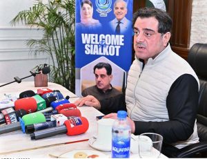 Provincial Minister for Housing and Urban Development, Punjab, Bilal Yasin talks to media representatives at the Deputy Commissioner’s Office.
