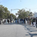 PML-N and other party activists making a human-chain of hands to express solidarity with Kashmiris as a part of Kashmir Solidarity Day at Faisal Chowk.