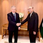 President Asif Ali Zardari shakes hands with the President of the Republic of Uzbekistan, Mirziyoyev Shavkat Miromonovich, at Aiwan-e-Sadr