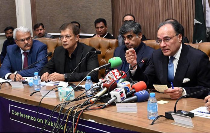 Federal Minister for Finance and Revenue, Senator Muhammad Aurangzeb addressing a Pakistan’s Economic Growth and Stability program at the FPCCI at Canal road