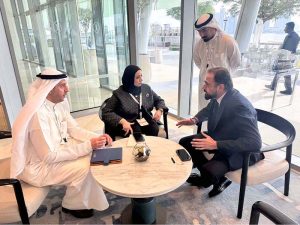 Federal Minister for Overseas Pakistanis and HRD, Chaudhry Salik Hussain, meeting with H.E. Rabab Abdullah Al-Osaimi, Director-General of Kuwait's Public Authority for Manpower, on the sidelines of the Abu Dhabi Dialogue 2026.