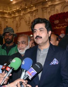 Newlywed couples offer prayers during a mass marriage ceremony at Paradise Marquee, Sheikhupura Road, where 111 couples tied the knot under the “Punjab Dhi Rani Program.”