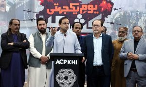 Karachi Mayor, Barrister Murtaza Wahab talks to media persons after inaugurating a photo exhibition on atrocities committed against Kashmiris by India, on the occasion of Kashmir Solidarity Day, at the Arts Council.