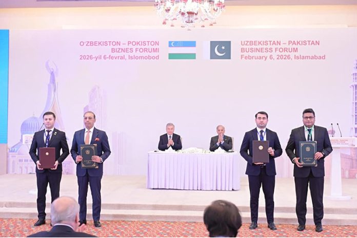 Prime Minister Muhammad Shehbaz Sharif and President of Uzbekistan Shavkat Mirziyoyev witnessing the MoUs exchange between Pakistan and Uzbek businesses
