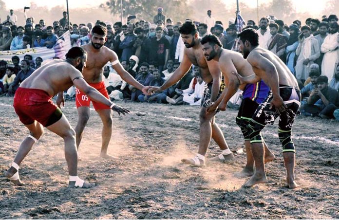 Yazman and Bahawalpur players compete in a Kabaddi match at the TDCP 21st International Cholistan Desert Rally 2026 at Dilwash Stadium