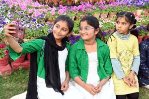 Special Assistant to Chief Minister Sindh Khair Muhammad Sheikh along with Mayor Municipal Corporation Larkana Adv Anwar Ali Luhur and others visit flowers show after inauguration at Jinnah Bagh