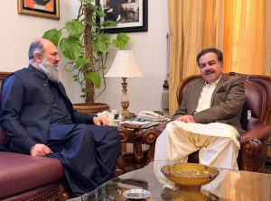Federal Minister for Commerce, Jam Kamal Khan calls on Governor Balochistan Jaffar Khan Mandokhel at Governor House, Quetta, discussing development, governance, and coordinated efforts for Balochistan’s progress.