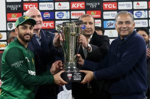 Pakistan’s captain Salman Ali Agha receives the trophy from PCB Chairman Mohsin Naqvi after winning the series and the third Twenty20 international cricket match against Australia at Gaddafi Stadium