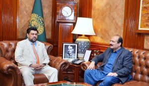 Chairman of Prime Minister on Youth Program, Rana Mashhood Ahmad Khan meets with Sindh Governor, Kamran Khan at Governor House. APP/TZD/ABB