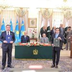 Prime Minister Muhammad Shehbaz Sharif and President of Kazakhstan Kassym-Jomart Tokayev witnessing the exchange of MOUs between Pakistan and Kazakhstan